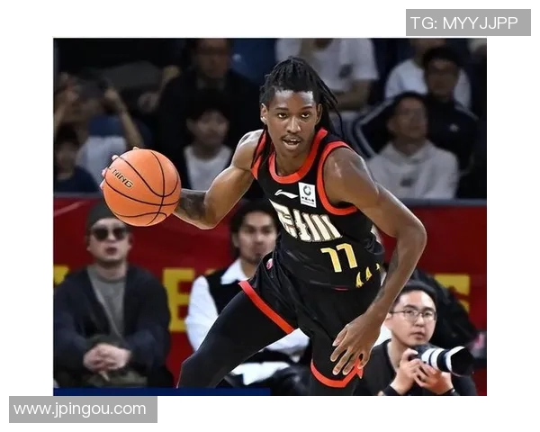 稠州篮球队迎战深圳队争夺赛季关键胜利的精彩对决